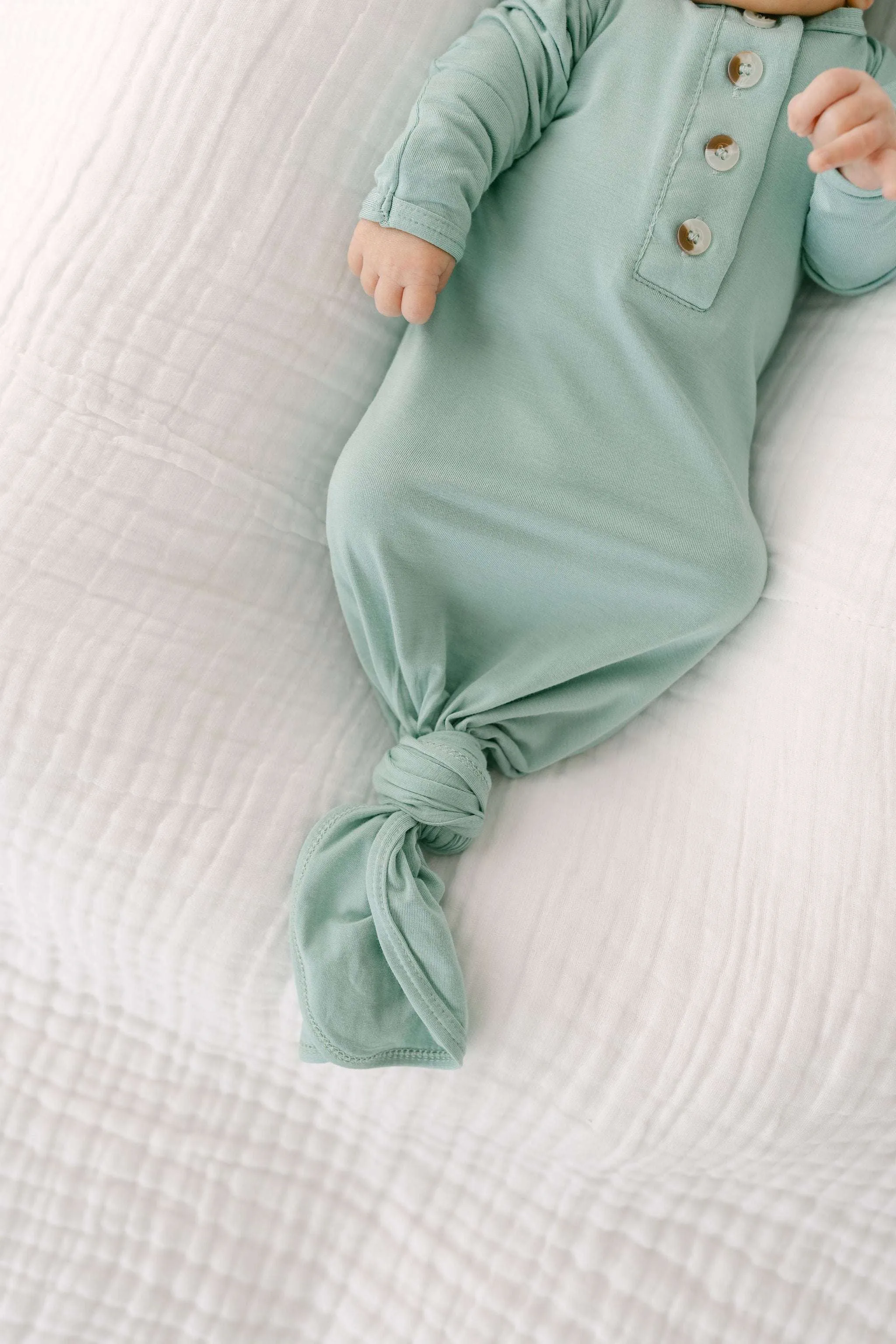 Emerson Knotted Baby Gown Set | Mint