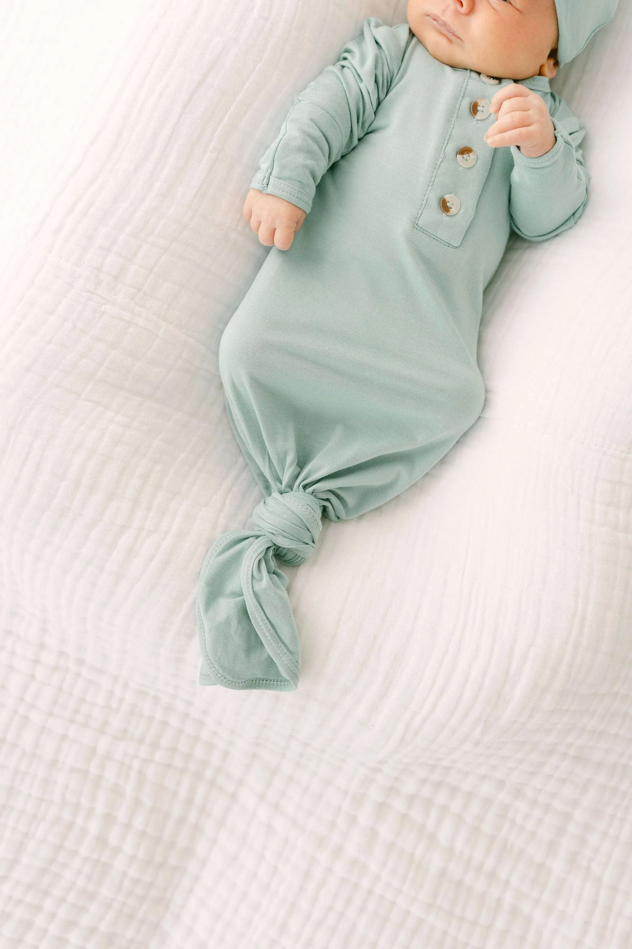 Emerson Knotted Baby Gown Set | Mint